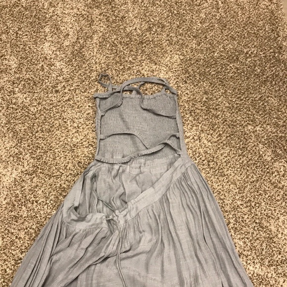 NWOT Beautiful grey halter dress! - Picture 5 of 6